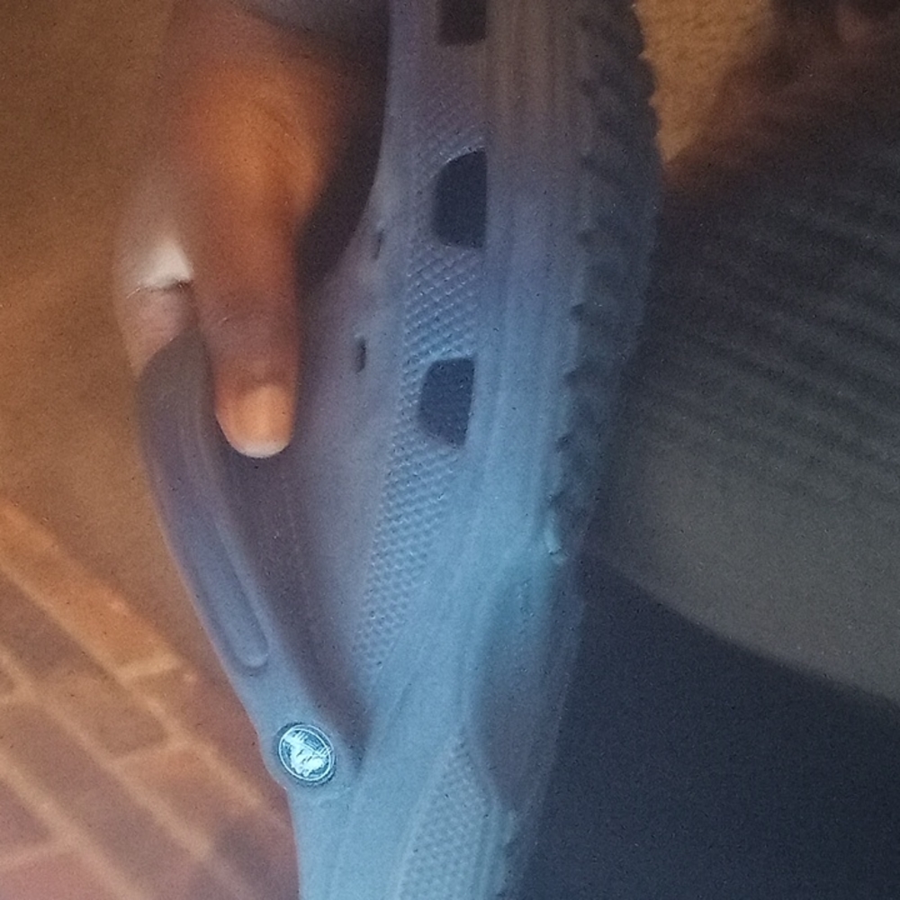 Crocs - Picture 3 of 4